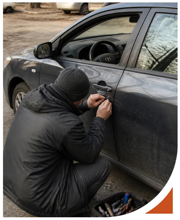 Профессиональное вскрытие автомобиля Тойота без повреждений в Сердобске